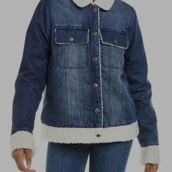 Urban Republic Oversized Sherpa-Lined Denim Jacket - Picture 10 of 11